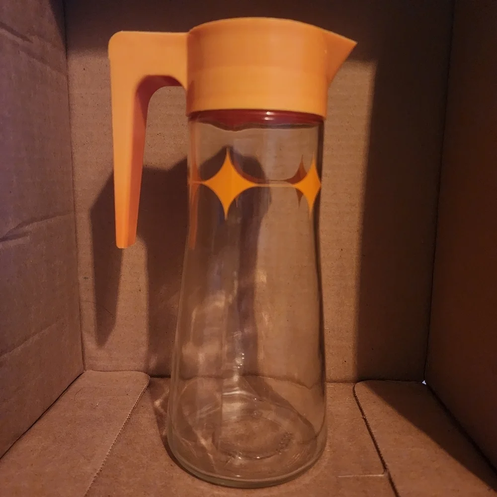 VTG MCM Anchor Hocking Orange Starburst Pitcher vibrant mid-century entertaining